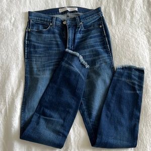 AYR The Skinny Split Size 26